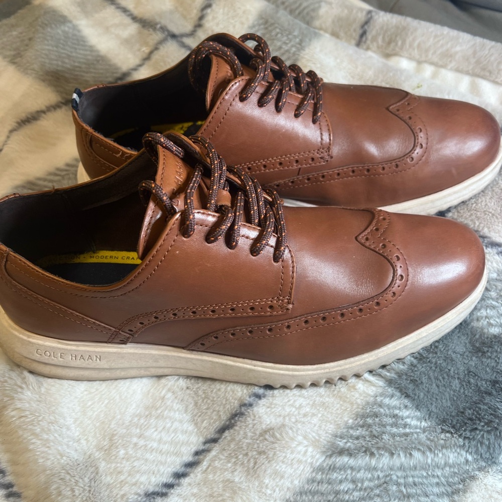 Cole Haan Men's Tan Leather Wingtip Derbys